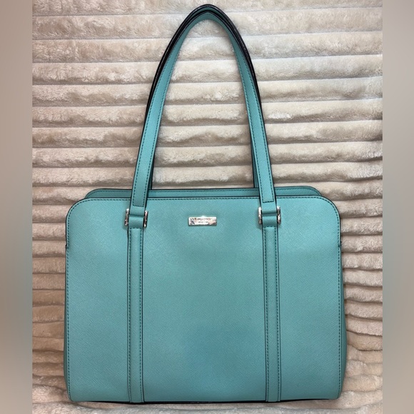 kate spade Handbags - NWOT Kate Spade Tote Bag NWOT